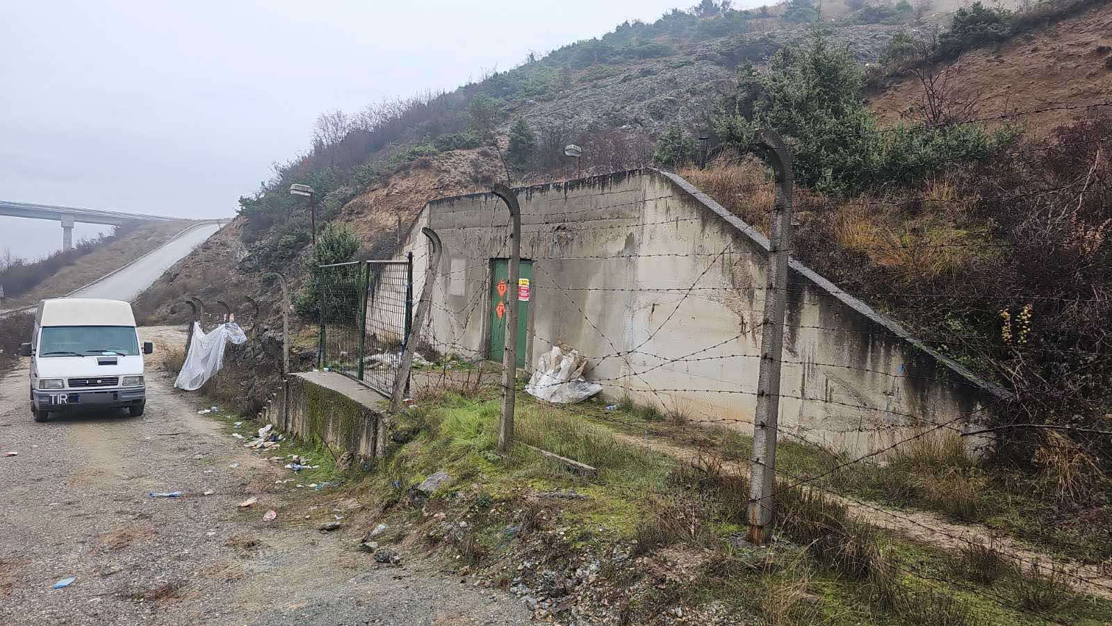 Пронајдени над 25 тони пиротехника, уапсени полицаец и уште едно лице