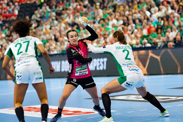 Тензии меѓу играчите и стручниот штаб – Вјахирева си оди од Брест!