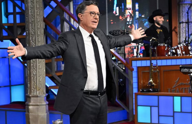 Трамп повторно го критикуваше тв-водителот Стивен Колберт – „треба да се успие“