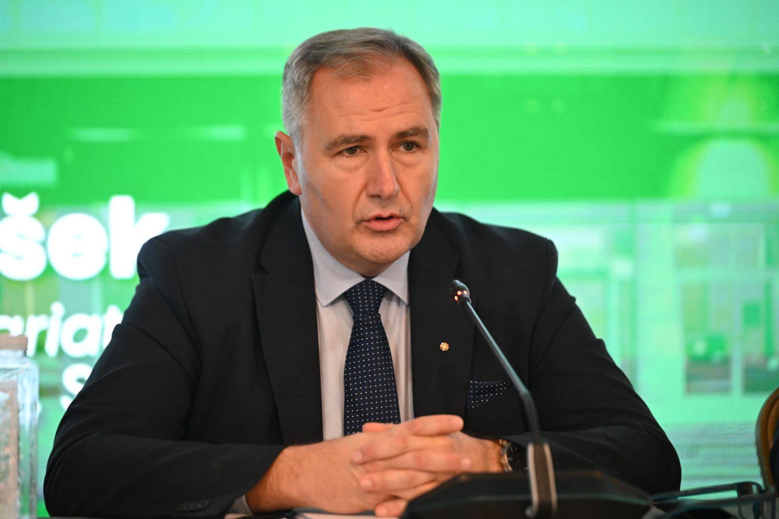 Д-р Андреј Лепавцов, Претседател на Инженерската Институција на Македонија: Нашите инженери применуваат паметни решенија во сите сфери