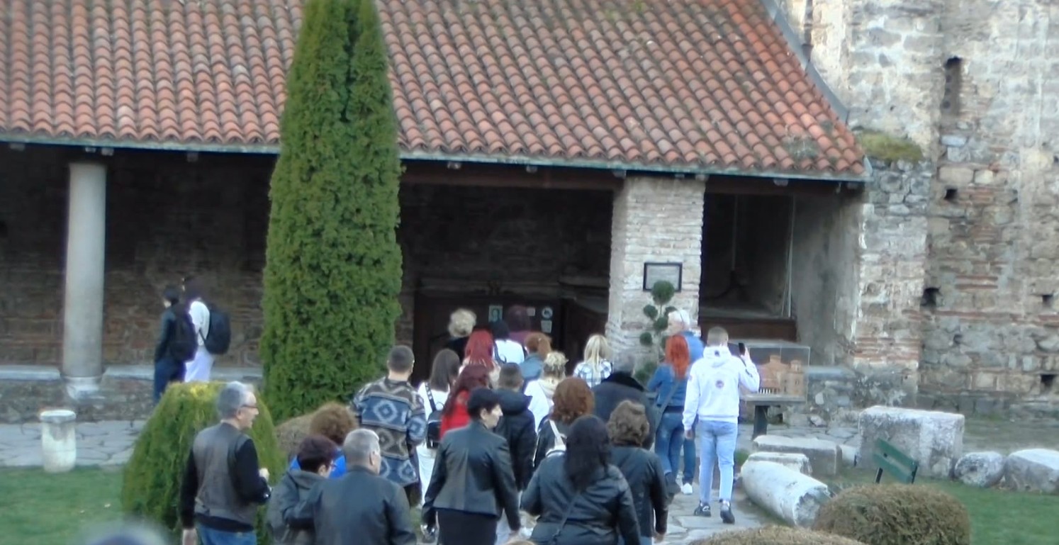 Охрид исполнет за празниците