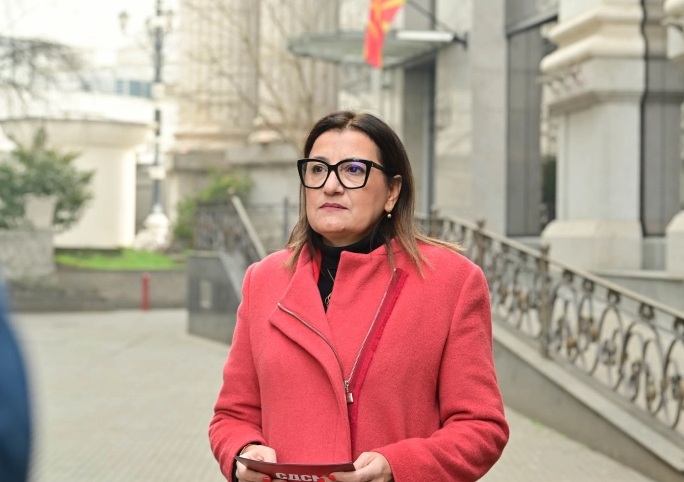 ТРЕНЧЕВСКА ПРЕД УСТАВЕН СУД: Борбата продолжува, СДСМ ќе ја одбрани Македонија и демократијата, со поддршка од граѓаните