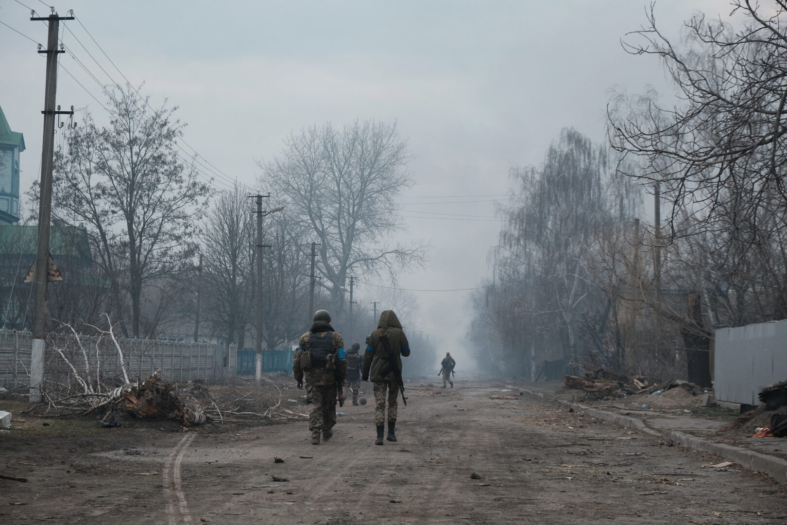 (Видео) „Невозможно е да се запрат, тие се насекаде“: Покровск е нападнат од огромен број руски војници