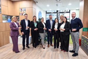 Отворени реновираните експозитури на Шпаркасе Банка во Капиштец и во Чаир