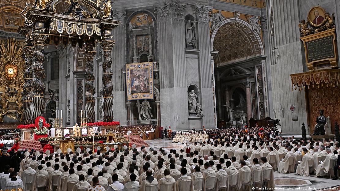 Папата Лав Четиринаесетти повика на мир, надеж и достоинство