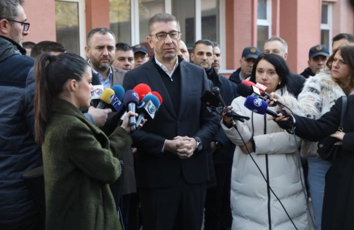 МИЦКОСКИ: Буџетот е ликвиден, К-15 ќе има, ги санираме штетите од медиокритети кои 7 г. ја уништуваа државата, а СДС шири небулози