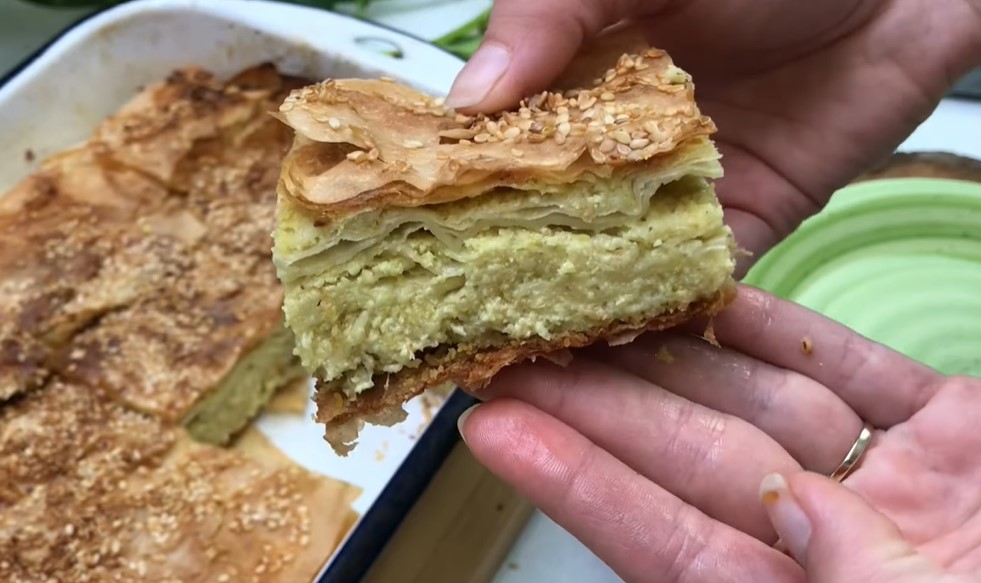 Посна гибаница со сочен фил: Се приготвува за 25 минути!