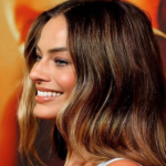 Марго Роби објаснува зошто го држи едногодишниот син подалеку од очите на јавноста