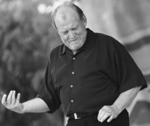 На денешен ден, се сеќаваме на Џо Кокер – еден од најмоќните гласови во рок-музиката