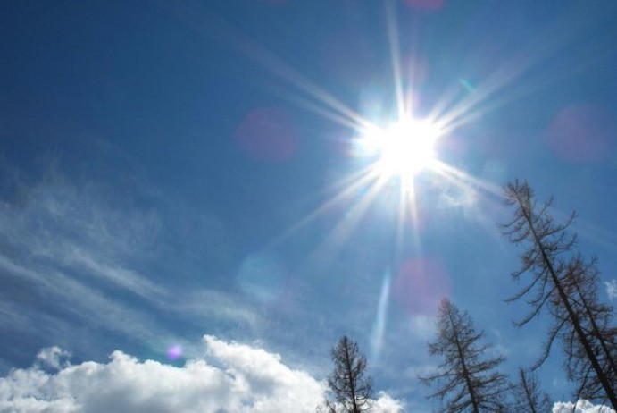 Релативно топло со умерена облачност