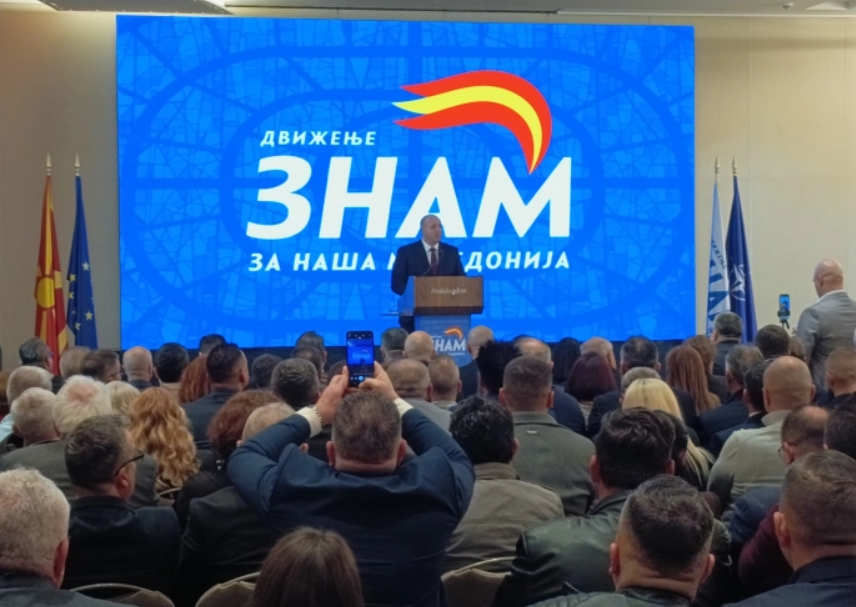 СЕ ОГЛАСИ ДИМИТРИЕВСКИ ЗА МИГРАНТСКИТЕ КАМПОВИ: „ЗНАМ нема никогаш да даде поддршка“