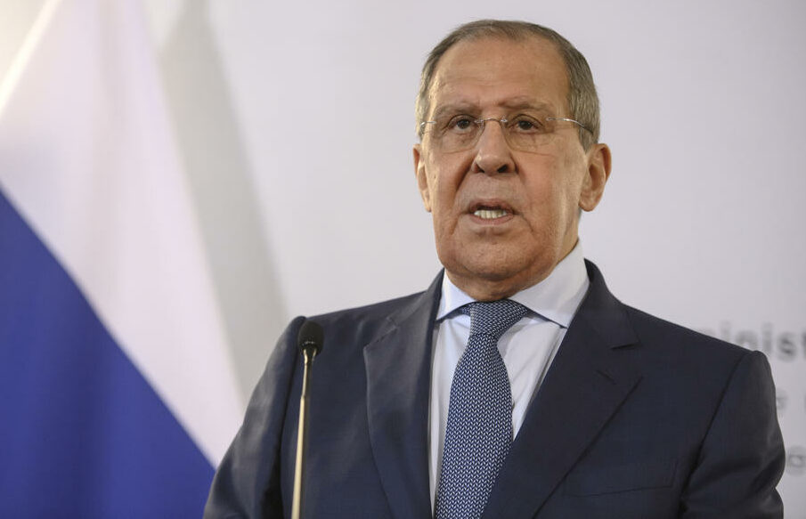 Лавров: 91 украински дрон ја нападнаа резиденцијата на Путин