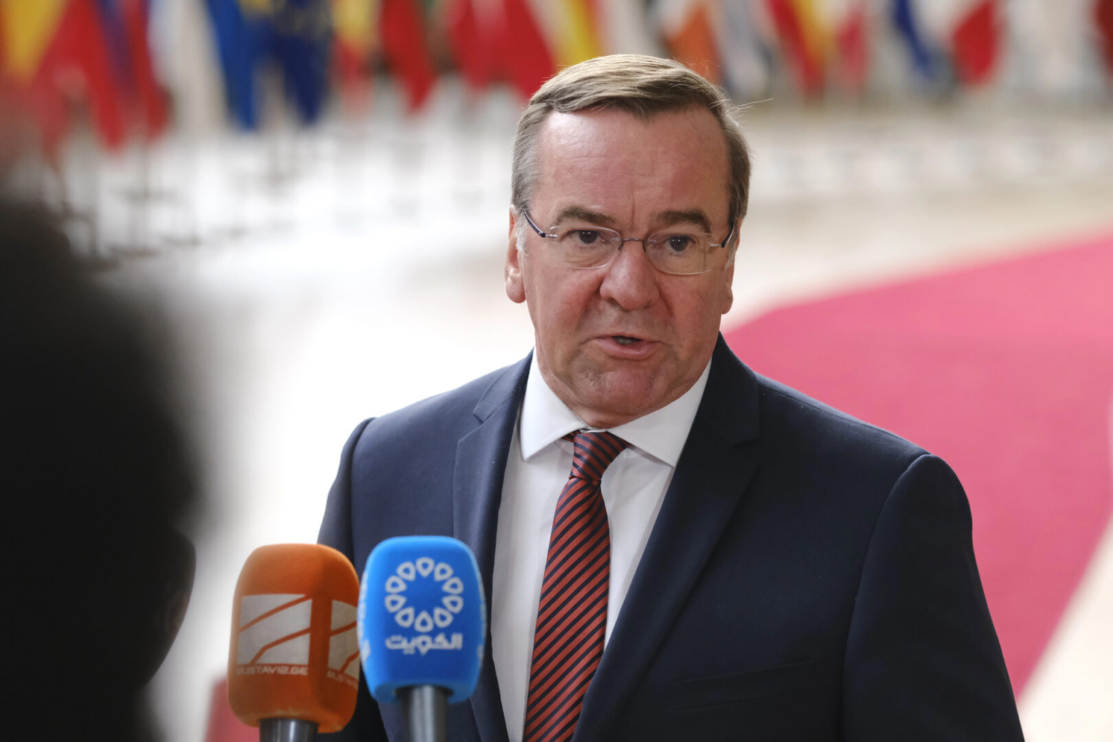 Германскииот министер за одбрана: Путин е единствениот кој може брзо да ја запре војната