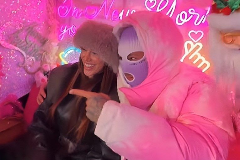 Бизарно: Нејмар со маска го покри лицето во обид анонимно да одмори во Њујорк (ФОТО)