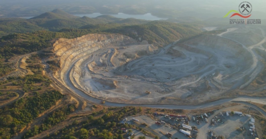 Рударските комплекси „Бучим“ и „Боров Дол“ и официјално се присоединија