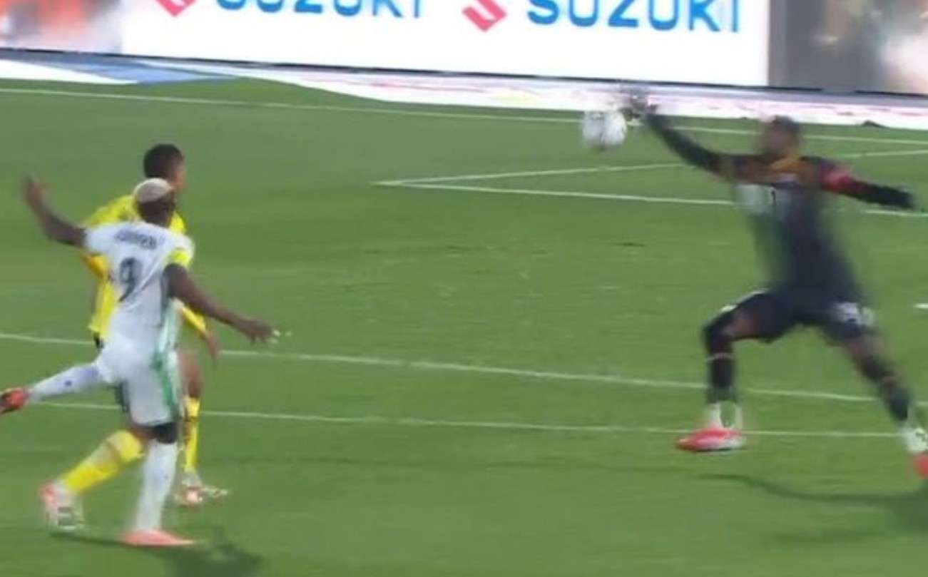 Каква глупост: Соиграч на Мато направи потег кој е тешко да се објасни (ВИДЕО)