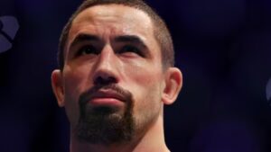 Роберт Витакер планира да се пресели во полутешка категорија