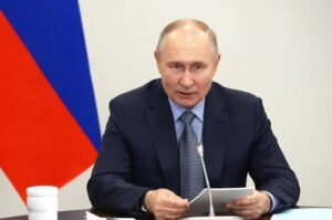 Путин пристигна во Ашхабад, каде што ќе одржи голем број средби