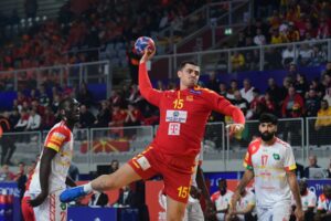 Карасманакис го скрши прстот и не оди на ЕП, Лазаров повика нов ракометар