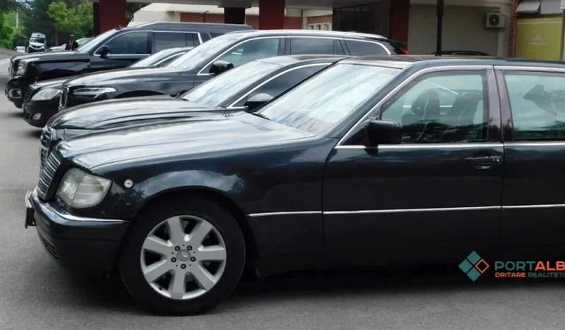 Хаос со службените возила во РСМ: Недоследности, недостаток на транспарентност и нови дилеми