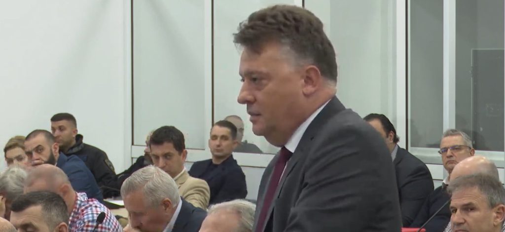 Не може потпис на правен акт да е предизвикувач на пожар, рече Шилегов, бранител на државниот советник Шофкет Хазари обвинет во „Пулс“