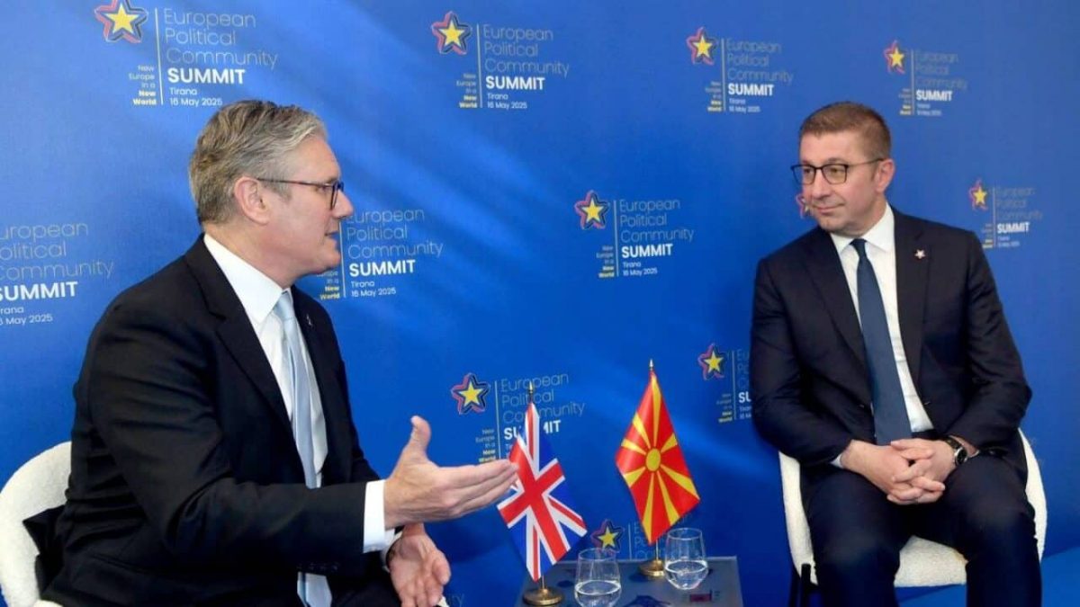 Веќе сите британски портали објавија дека одбиените мигранти ќе ги праќаат во Македонија, само нашите власти ништо не знаат