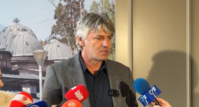 Села не разговарал со Мицкоски за идна соработка, но рече дека идејата за „Бадентер“ во Уставниот суд и при избор на Влада е негов предлог