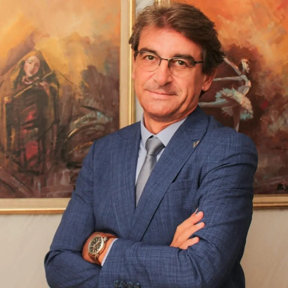 Според Туфегџиќ, Коцевски си заминал тивко, празно и без суштина, исто како и начинот на кој што дошол