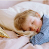 Како недостатокот на сон го „збунува“ детскиот апетит?