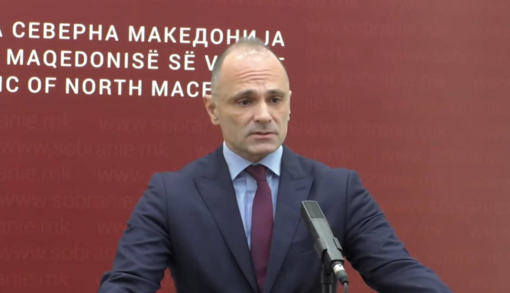 Филипче за барањата и изјавите на Ахмети: Можам да му порачам дека нема да победи на овој начин