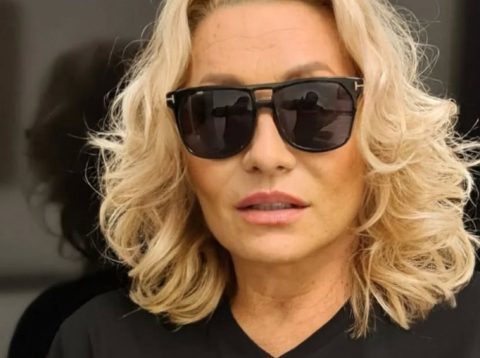 Весна Змијанац итно оперирана – На пејачката ѝ се вградени три стента