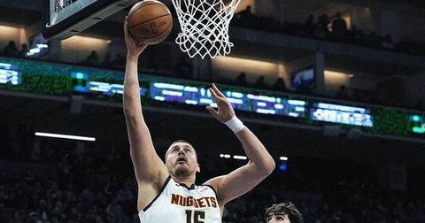 ВИДЕО: Јокиќ диригираше, а Денвер го прегази Сакраменто!