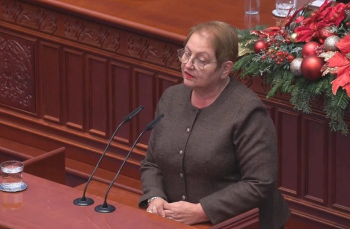 ЈАНЕВСКА: Најмалку 60 проценти повисоки плати за наставниците во четири години, а доколку дозволи буџетот ќе има и повеќе