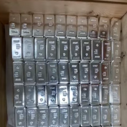 Цената на среброто е на историски максимум, поскапува и платината