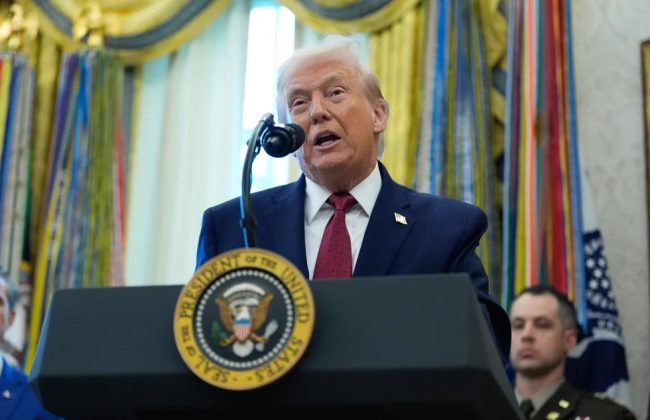 ТРАМП ГО ТУЖИ БИ-БИ-СИ ЗА 10 МИЛИЈАРДИ ДОЛАРИ ЗА МОНТИРАН ГОВОР ОД 2021