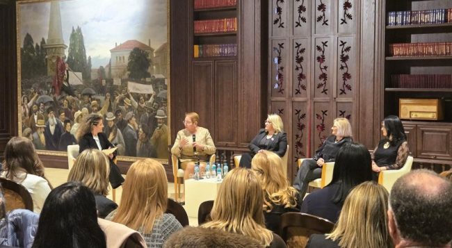 35 УЧЕНИЦИ КОИ СЕ НА ПОДОЛГО ЛЕКУВАЊЕ СЕ ВКЛУЧИЛЕ ВО НАСТАВАТА ВО ПРВОТО ПОЛУГОДИЕ, ОБУЧЕНИ СЕ НАД 16О НАСТАВНИЦИ ВО 83 ШКОЛИ, РЕЧЕ ЈАНЕВСКА