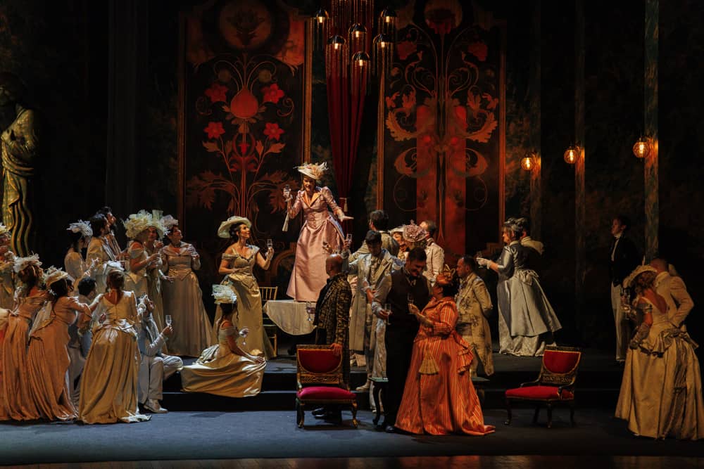 Виенскиот шарм со „Лилјакот“ од Штраус на сцената на МОБ