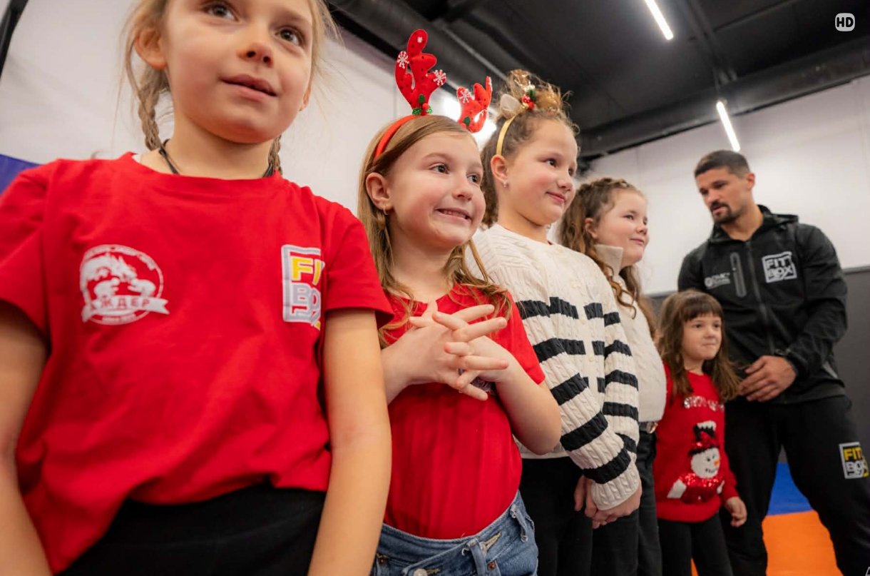 Вистинска празнична атмосфера вечерва во клубот за борење „Аждер“ во Охрид