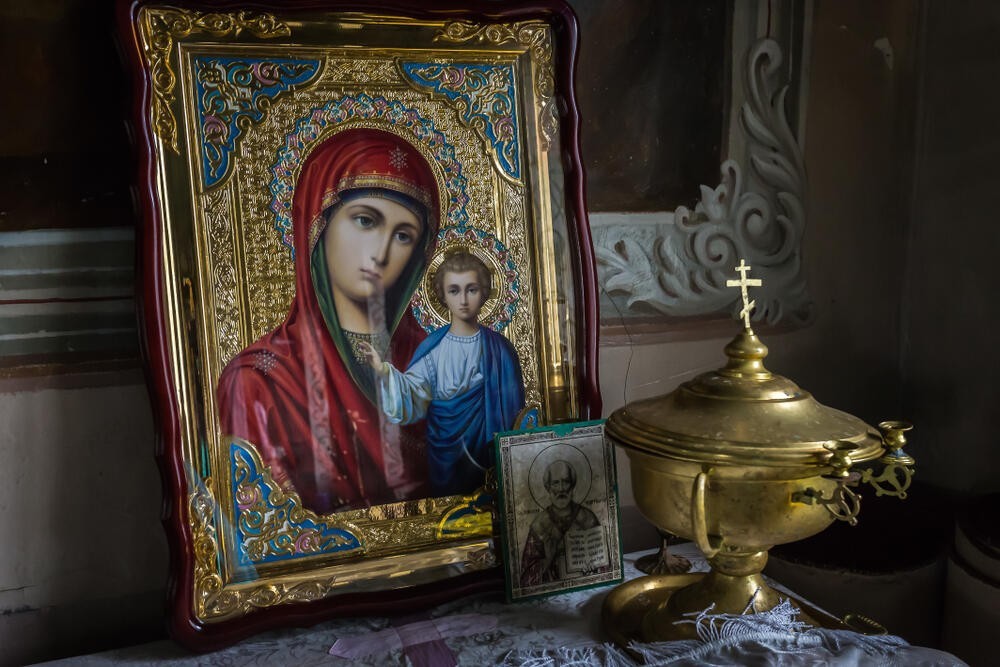 Што треба да направите ако мислите дека сте проколнати од вашите блиски? Еве како да се избавите од проклетството