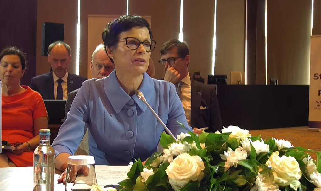 Кос: Продолжувањето на пристапниот процес е единствен начин за обезбедување мир и просперитет на Украина