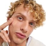 Совршена рутина за тинејџерската кожа склона кон акни во 3 чекори!