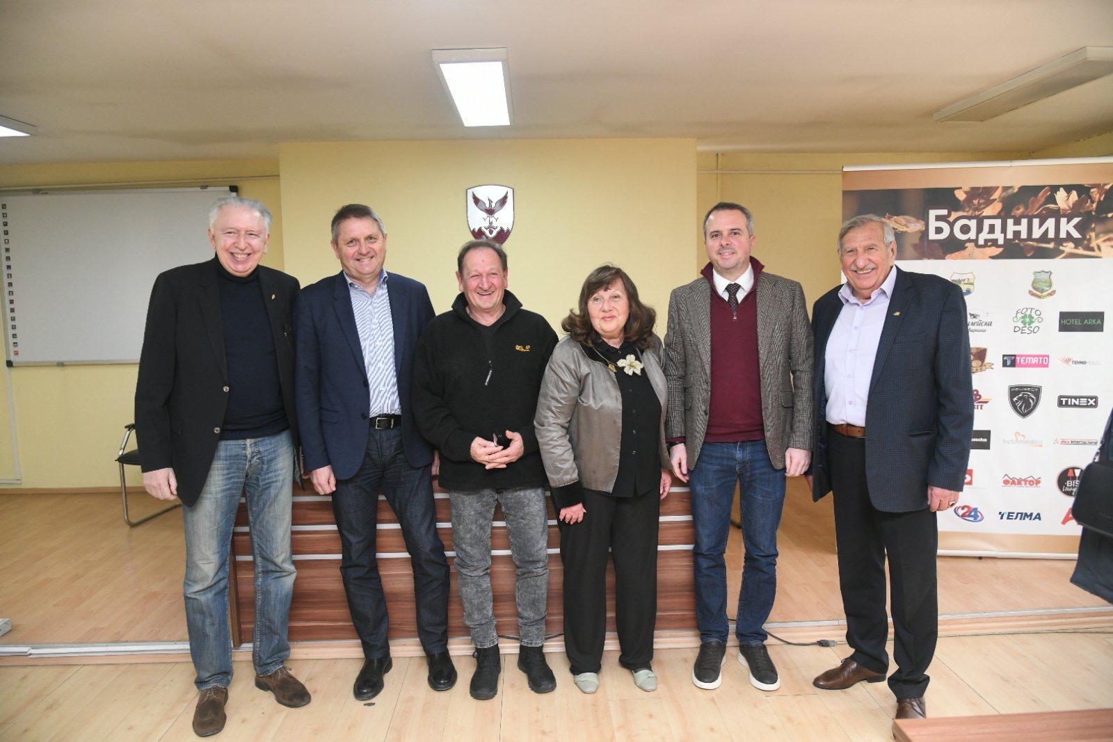 Зоран Кондратенко и Јаков Дренковски се новиот кум и здравичар за Бадник во Центар