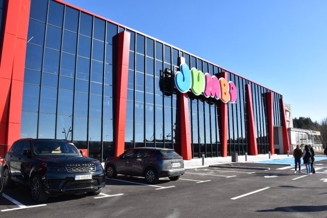 Спектакуларно отворање во Гевгелија: ЏАМБО и ВЕРО станаа новата омилена дестинација во „Gevgelija Mall“