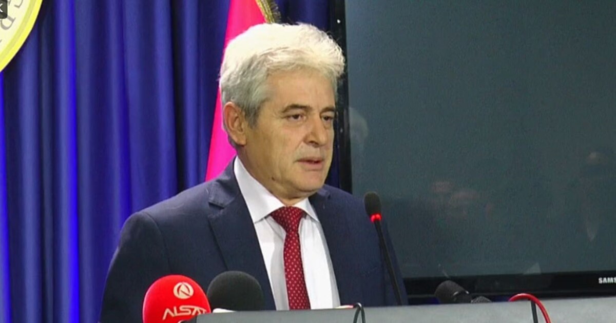 Конгрес на ДУИ: Ахмети бара Национален договор за напредок