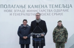 Вучиќ: „Отвораме фабрики за дронови во Србија, работиме со голема странска сила“