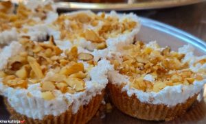 (ВИДЕО) ВКУСЕН ДЕСЕРТ ГОТОВ ЗА 15 МИНУТИ: Рецепт кој ќе им се допадне на сите сладокусци