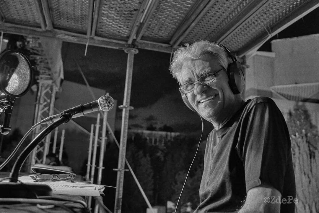 „Патувај мирно, Диско селекторе“: Почина Драган Б. Костиќ