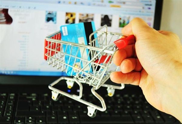 Од 1 јули следната година ЕУ воведува царина од три евра за нарачките преку сајтовите за е-трговија