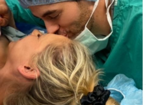 Ана Курникова и Енрике Иглесијас добија четврто дете