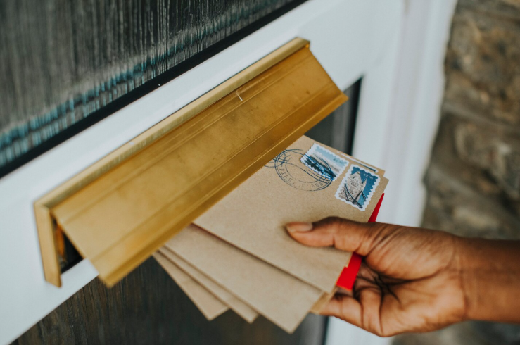 Русија ја суспендираше испораката на пратки во пет земји